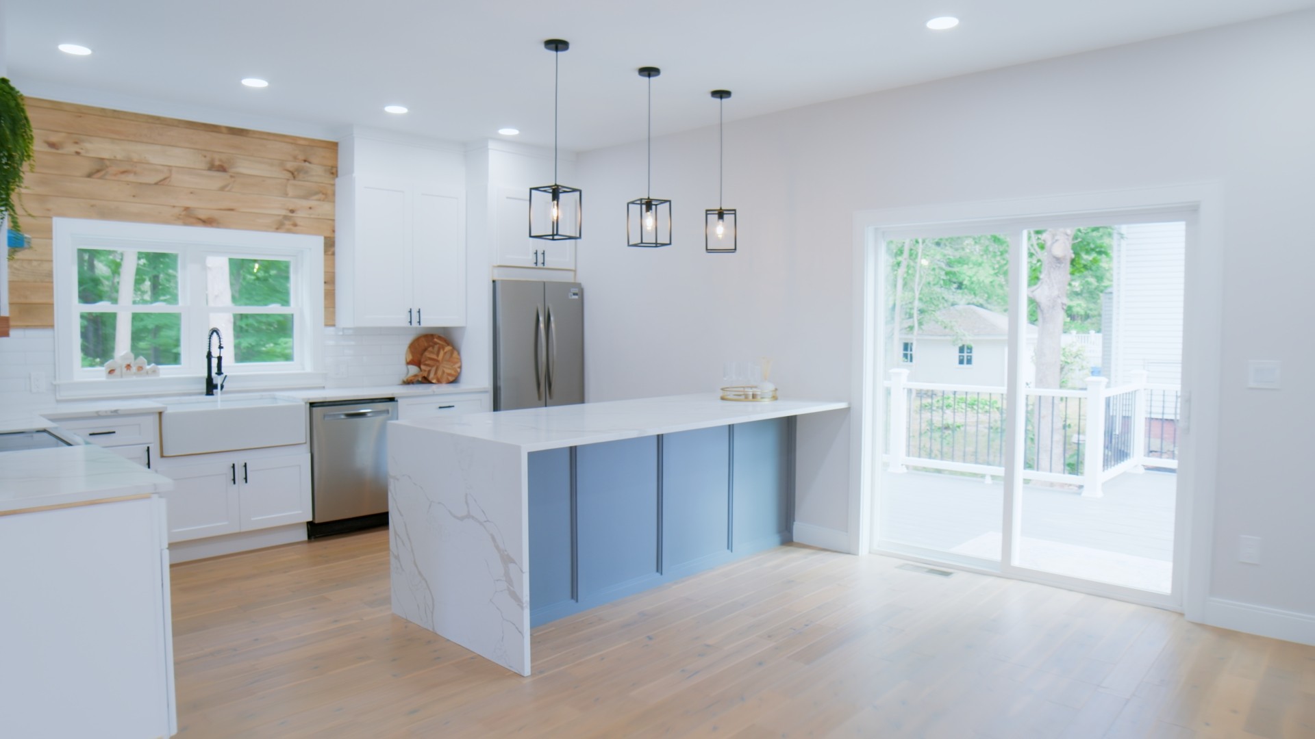 Rockland addition finish detail